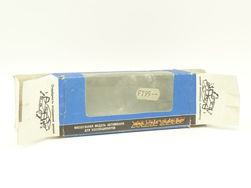 Novoexport ussr boite - 1/43,