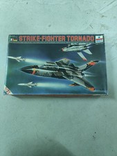 Maquette ESCI STRIKE-FIGHTER