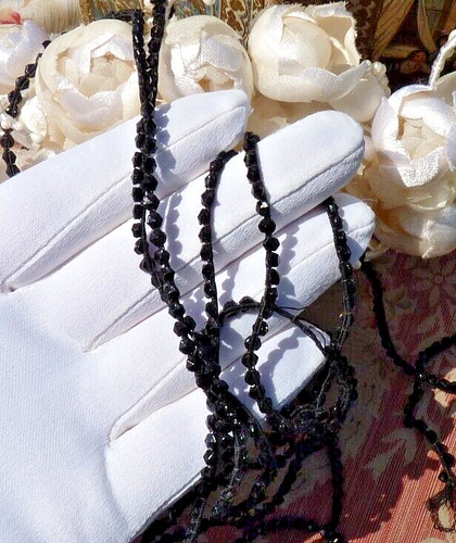 Ancien galon perles jais - de,