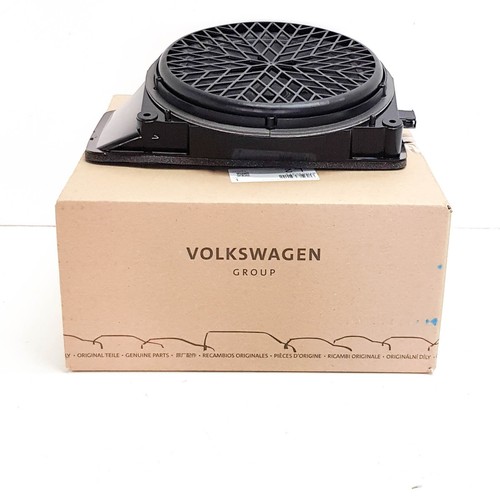 Audi rear panel - audi, shelf