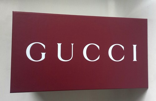 Boite gucci bordeaux - gucci,