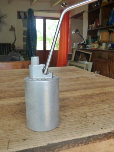 Rare burette huile vintage - a,