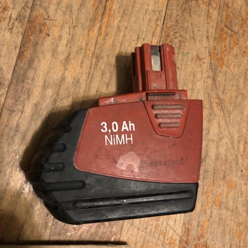 Hilti 0ah battery - 3.0ah,