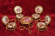 Limoges ; Porcelaine miniature pour maisons de poupées