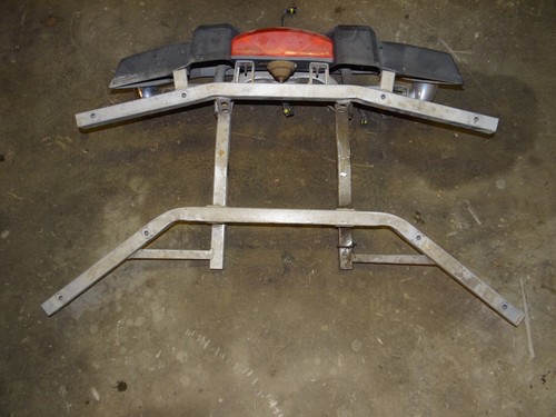 Support porte bagage arriere - support,