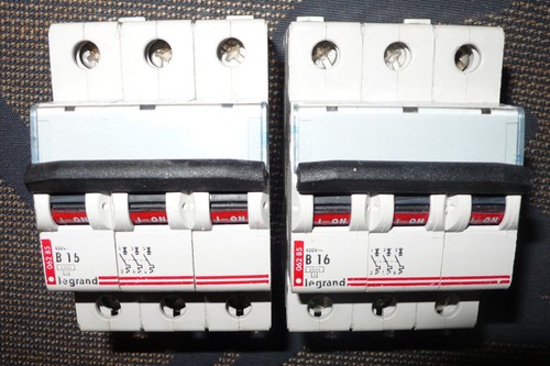 Disjoncteur triphase 16a - disjoncteur,