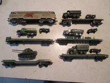 JOUEF HO / CONVOI MILITAIRE MOTRICE BB67001 + 4 WAGONS A ESSIEUX EQUIPES