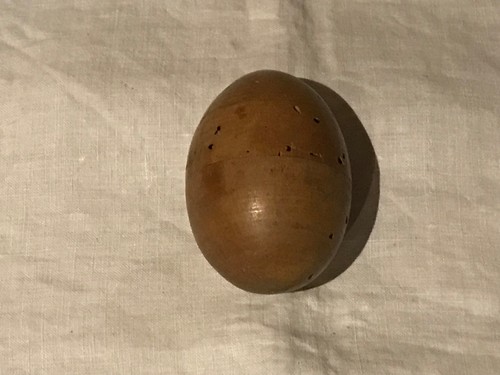 Anciens oeufs gigognes en - oeufs,