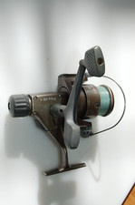 Moulinet pêche truite et carnassier aux leurres Geologic Pike 40