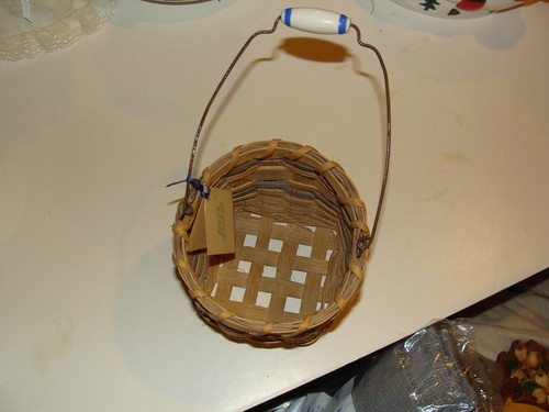 Woven basket metal - woven,