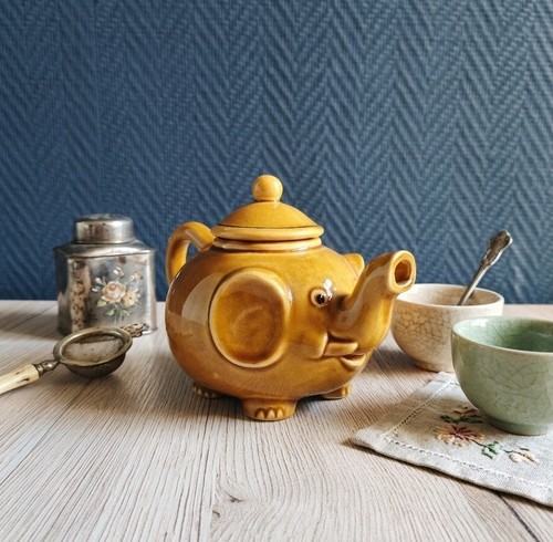 Théière éléphant vintage - théière,