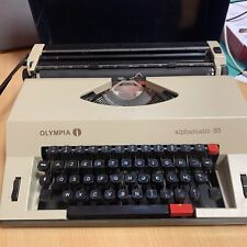 Machine À Écrire Olympia Alphamatic 33