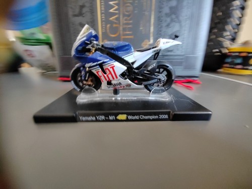 Valentino rossi yamaha yzr - yamaha, yzr-m1