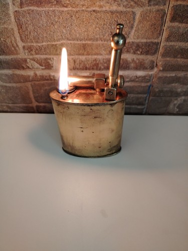 Grand briquet table - grand,