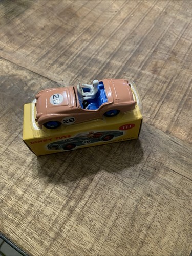 Dinky toys triumph tr2 n111 - toys,