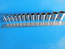 OCCASION, OUTILS À ENFONCER 1/2 PO. Jeu de 13 douilles DR. "SHORT" SAE, PIÈCE #313TWY