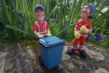 815.9655 B  PROMO 2 FIGURINE