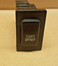 Bouton interrupteur ouverture fermeture porte  t/gate opener  opel frontera