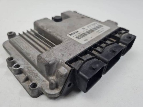 0281011148 boîtier moteur uce