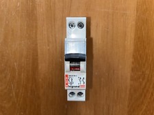 DISJONCTEUR  MODULAIRE