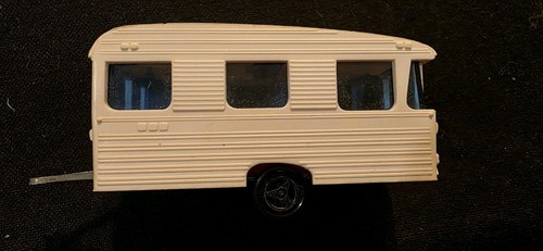 Majorette digue baronette - digue,