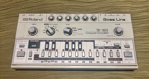 Roland 303 bassline 1981 - roland,