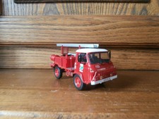 CAMION POMPIER SAVIEM TP3 SP