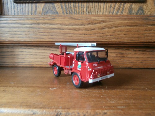 Camion pompier saviem tp3 - camion,