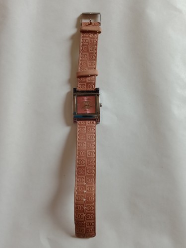 Montre chanel plaqué - montre,