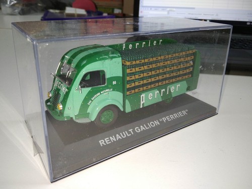 Voiture 044 ixo - 1/43,