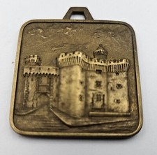MEDAILLE  PENDENTIF CHATEAU MEDIEVAL  A IDENTIFIER