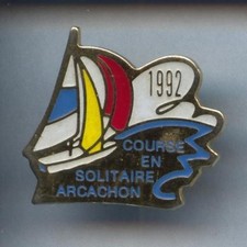 RARE PINS PIN'S .. BATEAU BOAT VOILE VOILIER COURSE ARCACHON 33 ¤2S