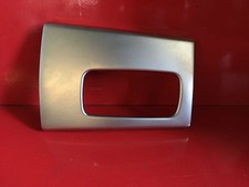 JEEP CHEROKEE KJ CACHE ENTOURAGE LEVIER VITESSE AUTOMATIQUE