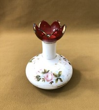 ancien vase en opaline émaillé et cristal rouge Baccarat / Saint Louis 12,5 cm