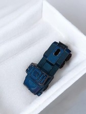 Véhicule miniature ancien