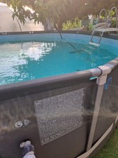 piscine hors sol intex très bon état avec en plus un robot