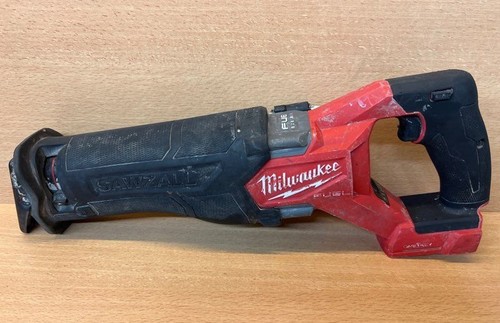 Scie sabre milwaukee m18 - scie,