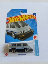 hot wheels Long Card Toyota Hiace 