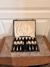 Service Ménagère Cuillère Café Thé Dessert Pince Sucre Métal Argenté Anglais