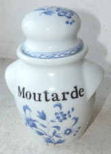 PORCELAINE DE PARIS POT A
