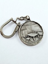 PORTE-CLES - MEUBLES « MAISON » - Avesnes-lez-Aubert 1960s - Gravure, Design -