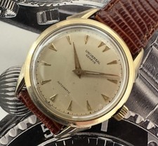 VINTAGE UNIVERSAL GENEVE