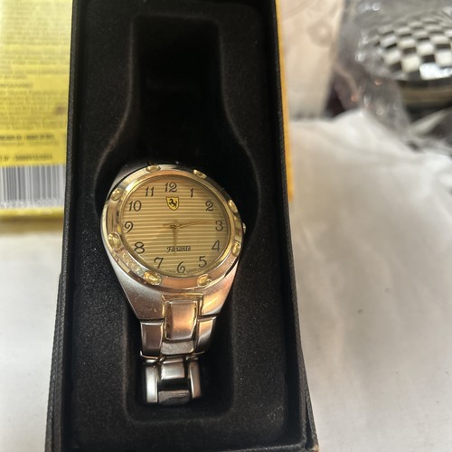 Montre pour homme - ferrari,