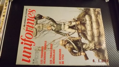 Revue uniformes 83 - uniformes, n°83