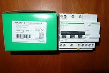 DISJONCTEUR DIFFERENTIEL 4POLES 40A 300mA COURBE D 4POLE SCHNEIDER ELEC 40AMPERE