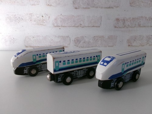Train bois avec - en,