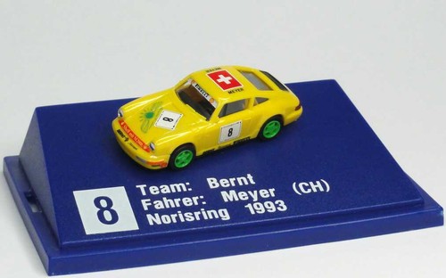 Porsche 911 carrera 2 - 1:87,