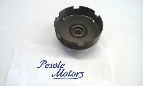 Cloche embrayage benelli - cloche,
