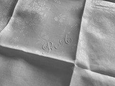 Linge Ancien 1 Petite Nappe Sur Nappe De Mariage Damassé DE Soie Monogrammes P A