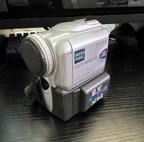 Sony handycam dcr pc101 minidv - dcr-pc101,